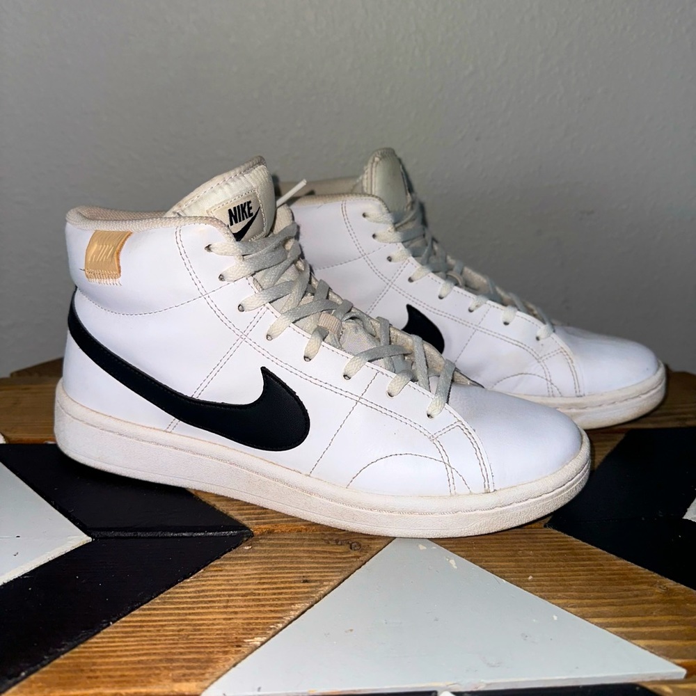 Nike Mens Court Royale 2 Mid Retro Shoes Sneakers blazers
